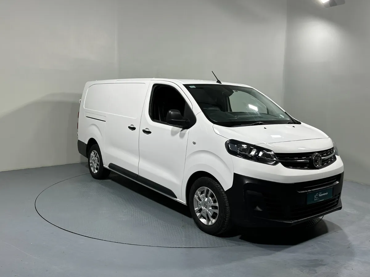 Opel Vivaro LWB Twin Sliding Doors 1.5 Diesel 202 - Image 1