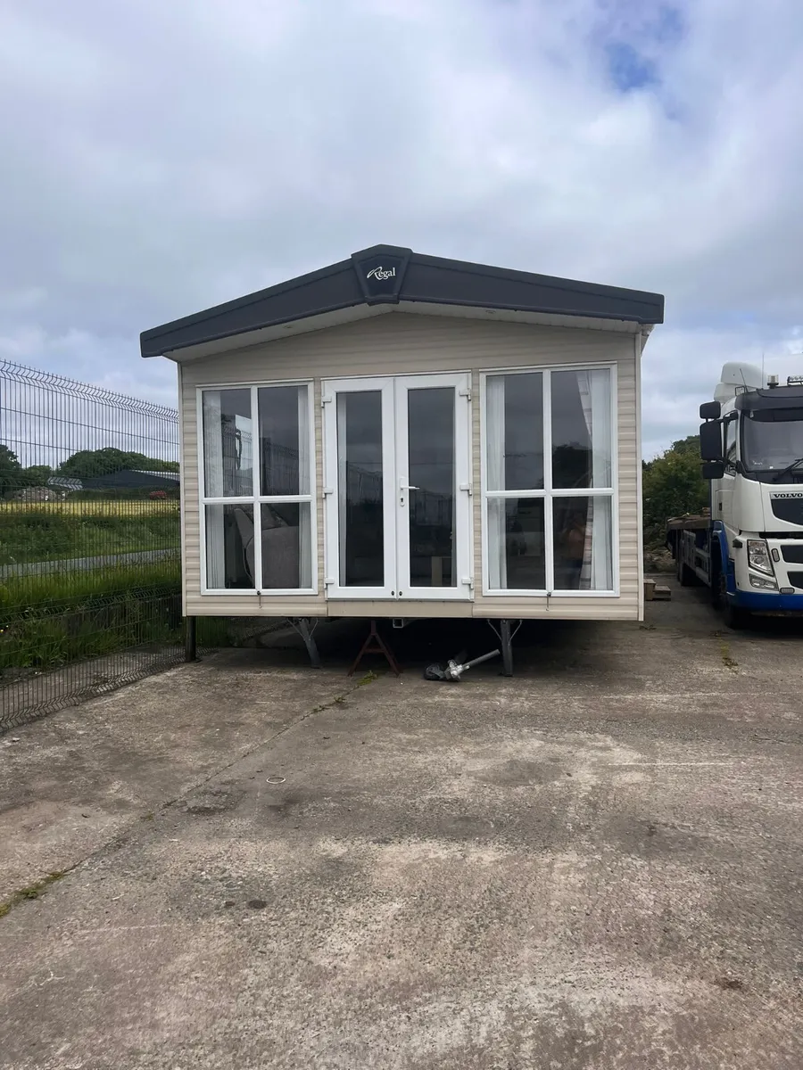 Regal Harlington - Image 2