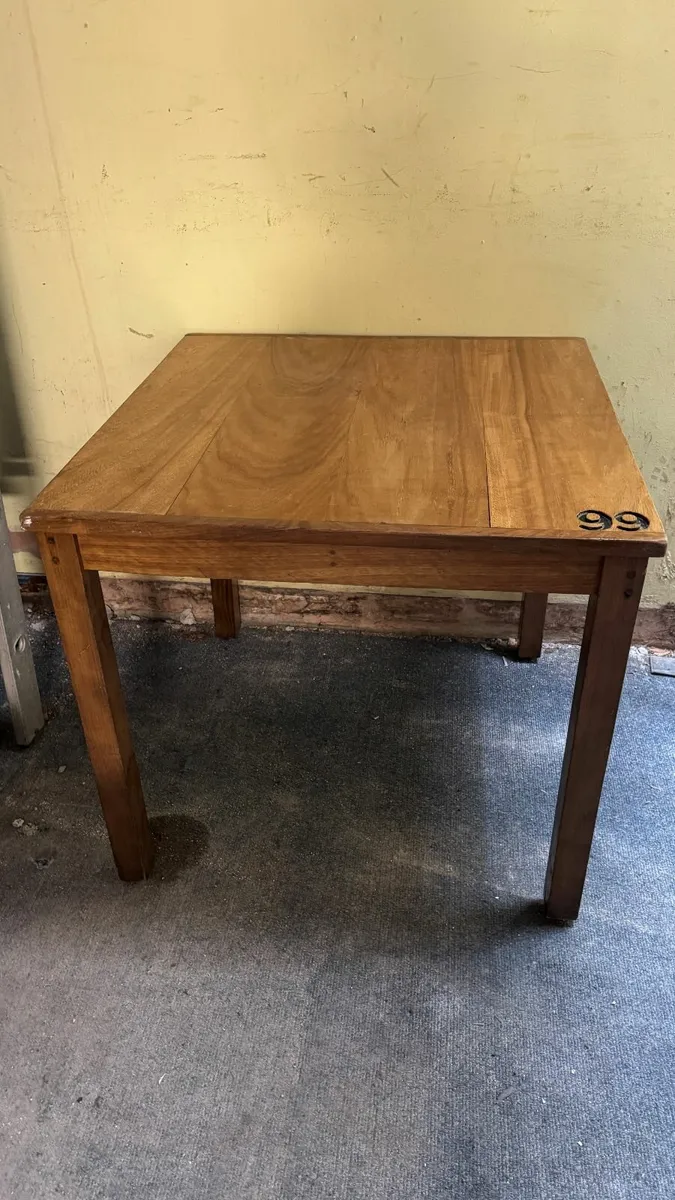 Outdoor tables x 3 - Image 2