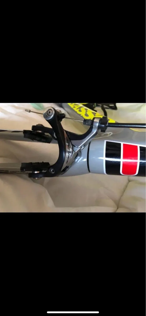 Basso Astra carbon road bike - Image 4