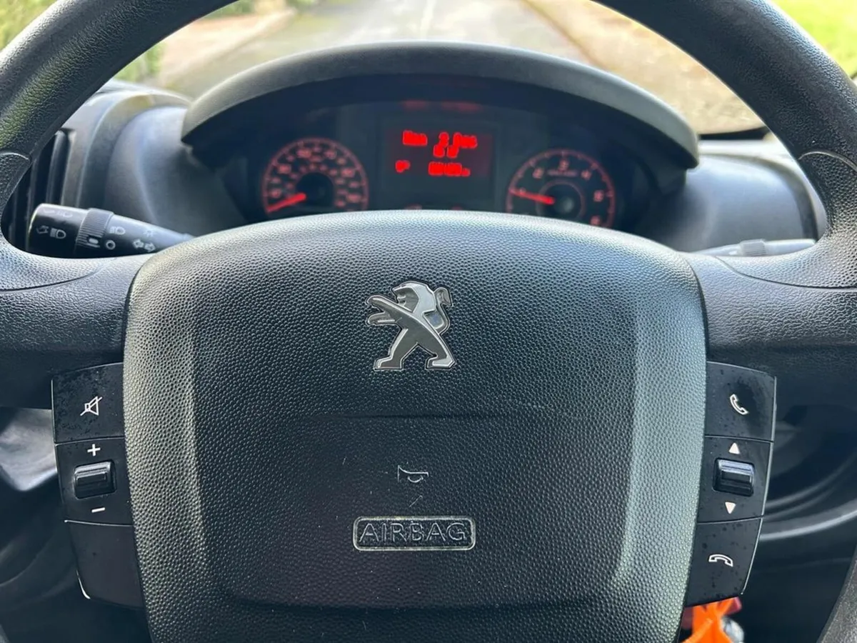 Peugeot Boxer +Vat @ 23% BLUE HDI 335 L3 CRC 3 sea - Image 3