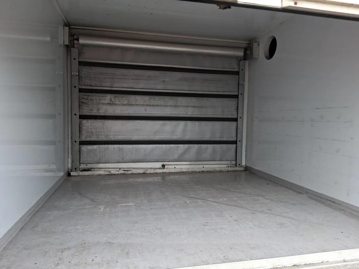 Choice of 2021 Isuzu grafter N35 125 chillers - Image 4