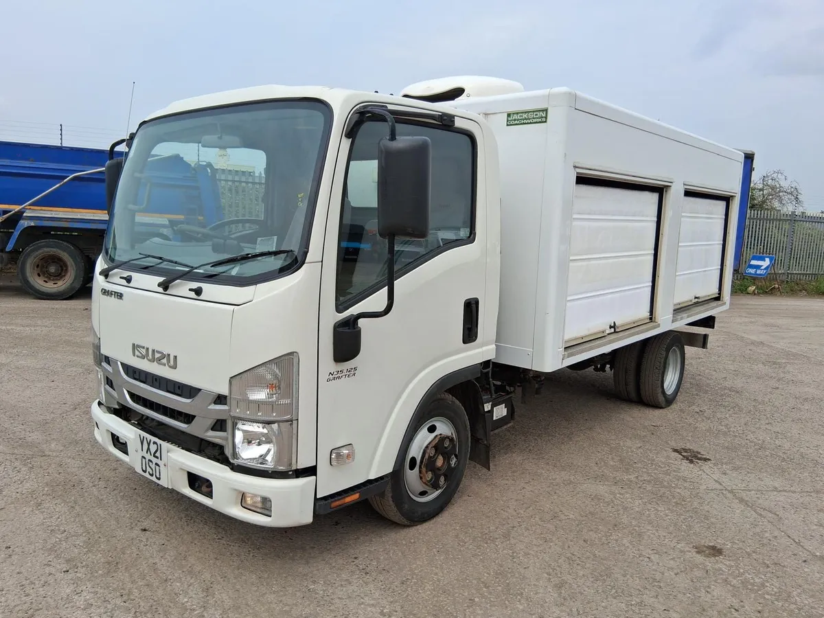 Choice of 2021 Isuzu grafter N35 125 chillers - Image 1