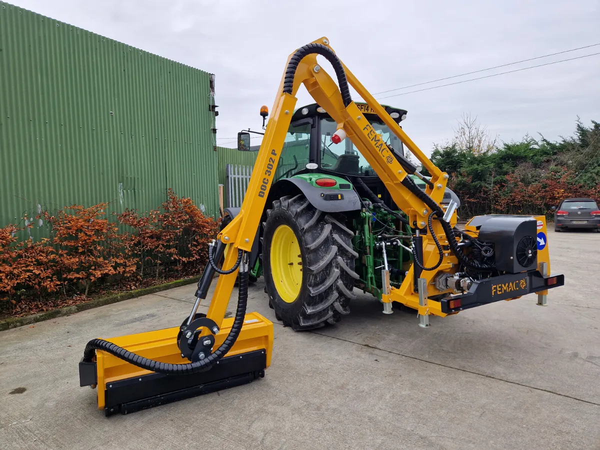 FEMAC DOC 302P HEDGE CUTTER - Image 1