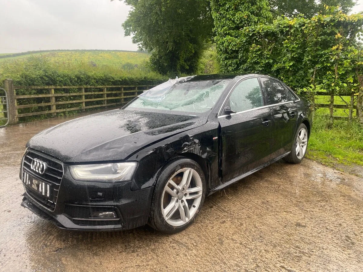 🟢2015 AUDI A4 BREAKING FOR PARTS - Image 1