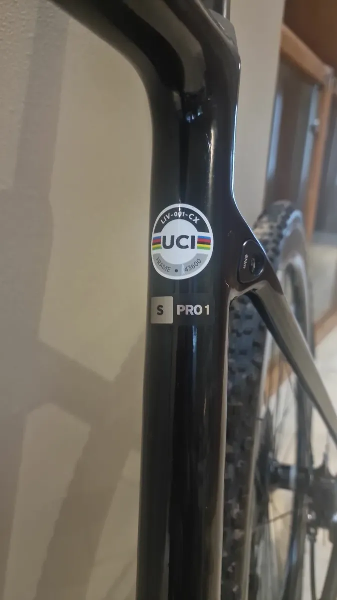 Liv Bravo Advanced Pro 1 / Cyclocross Bike - Image 2