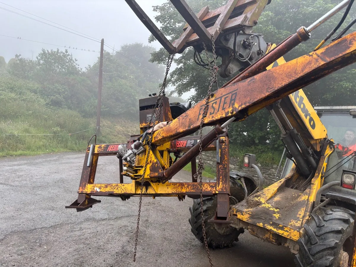 Foster Digger - Image 2