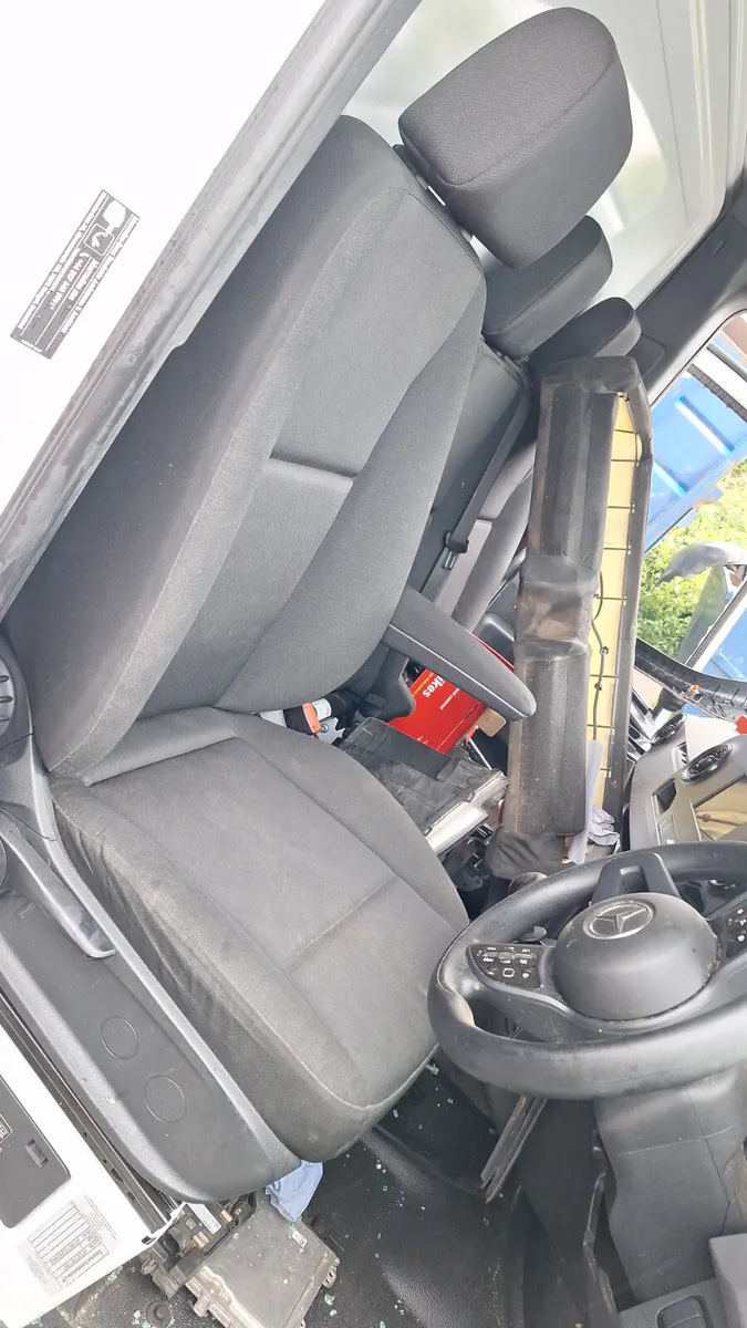 2023 Mercedes Sprinter RWD For Dismantling - Image 2