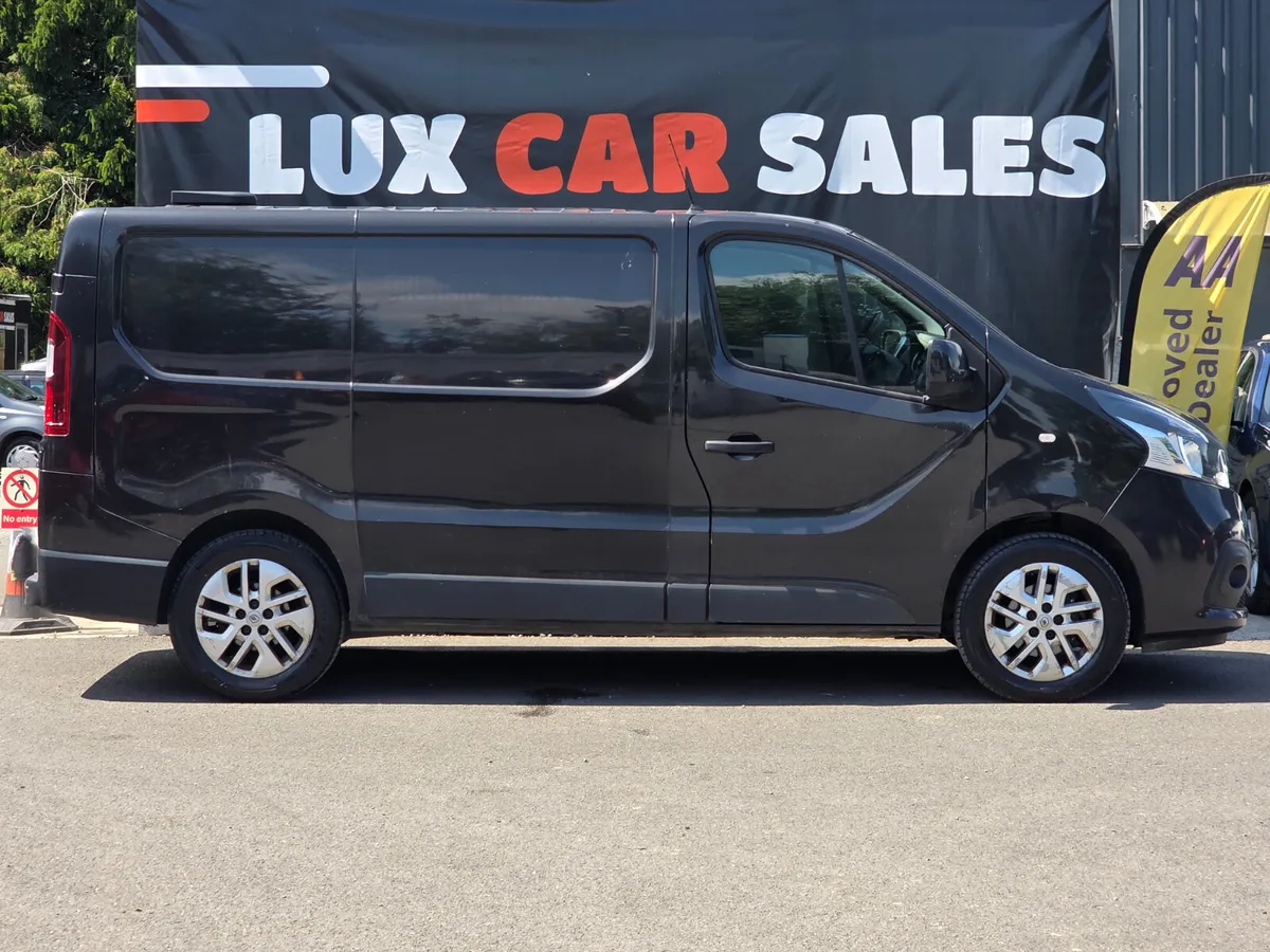 2018 Renault Trafic 1.6 DCI SPORT / VAT INVOICE - Image 2