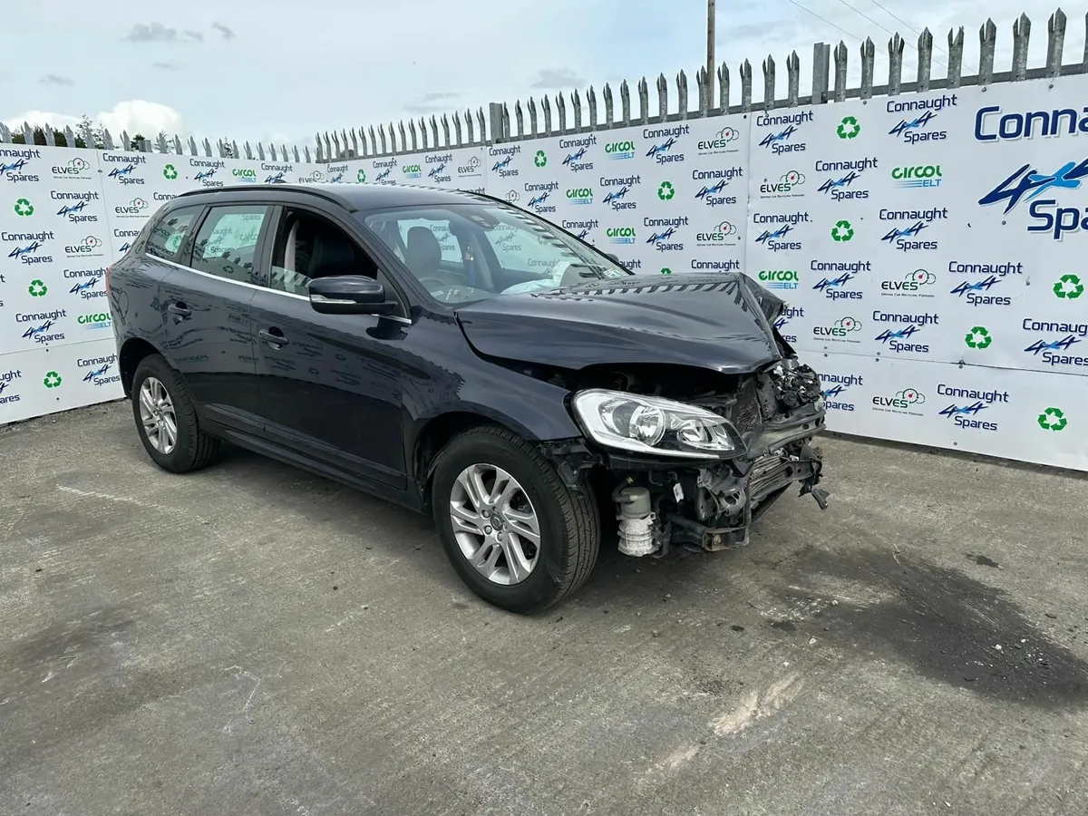 2017 VOLVO XC60 2.0D JUST IN FOR BREAKING - Image 1