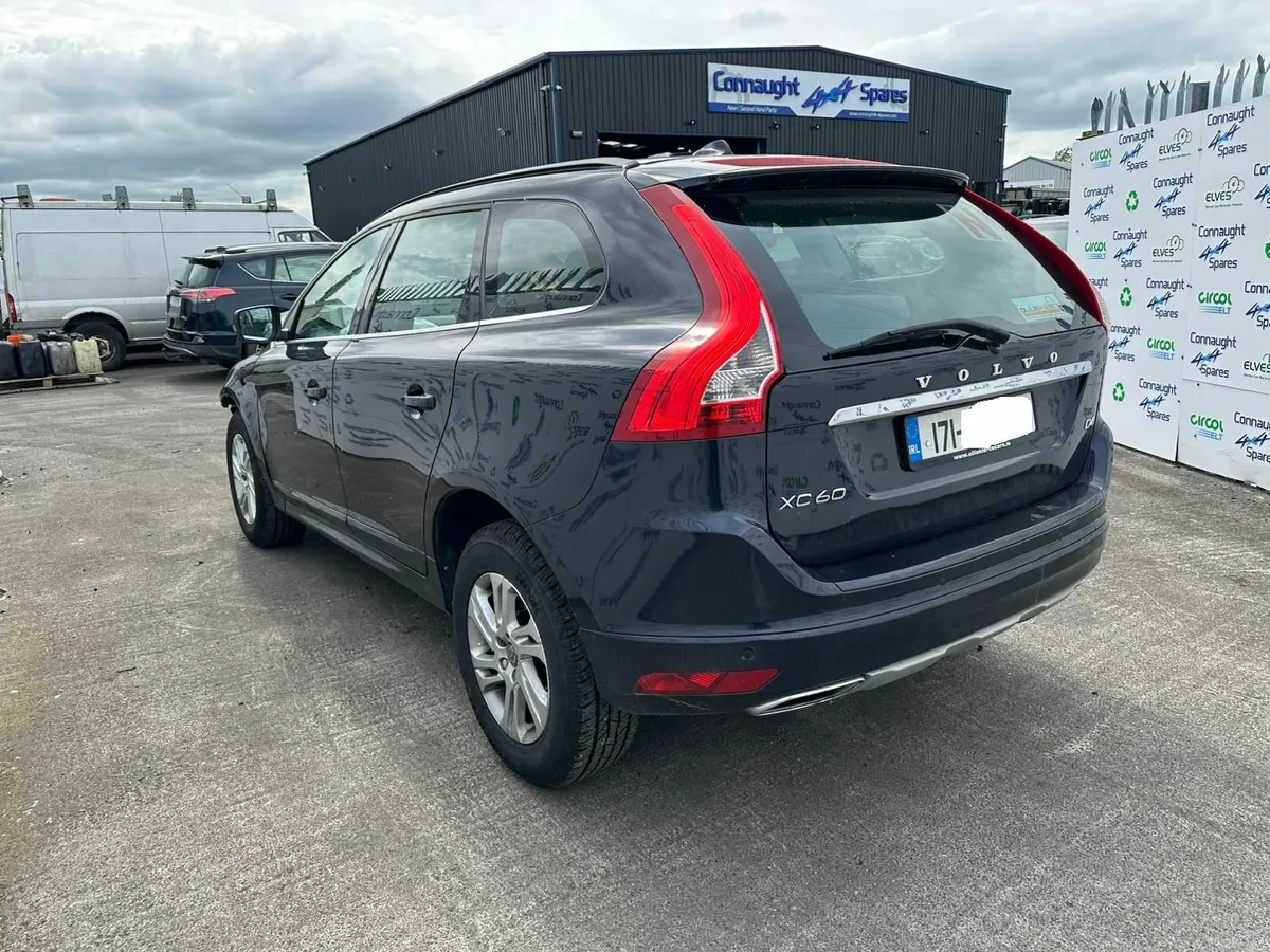 2017 VOLVO XC60 2.0D JUST IN FOR BREAKING - Image 3