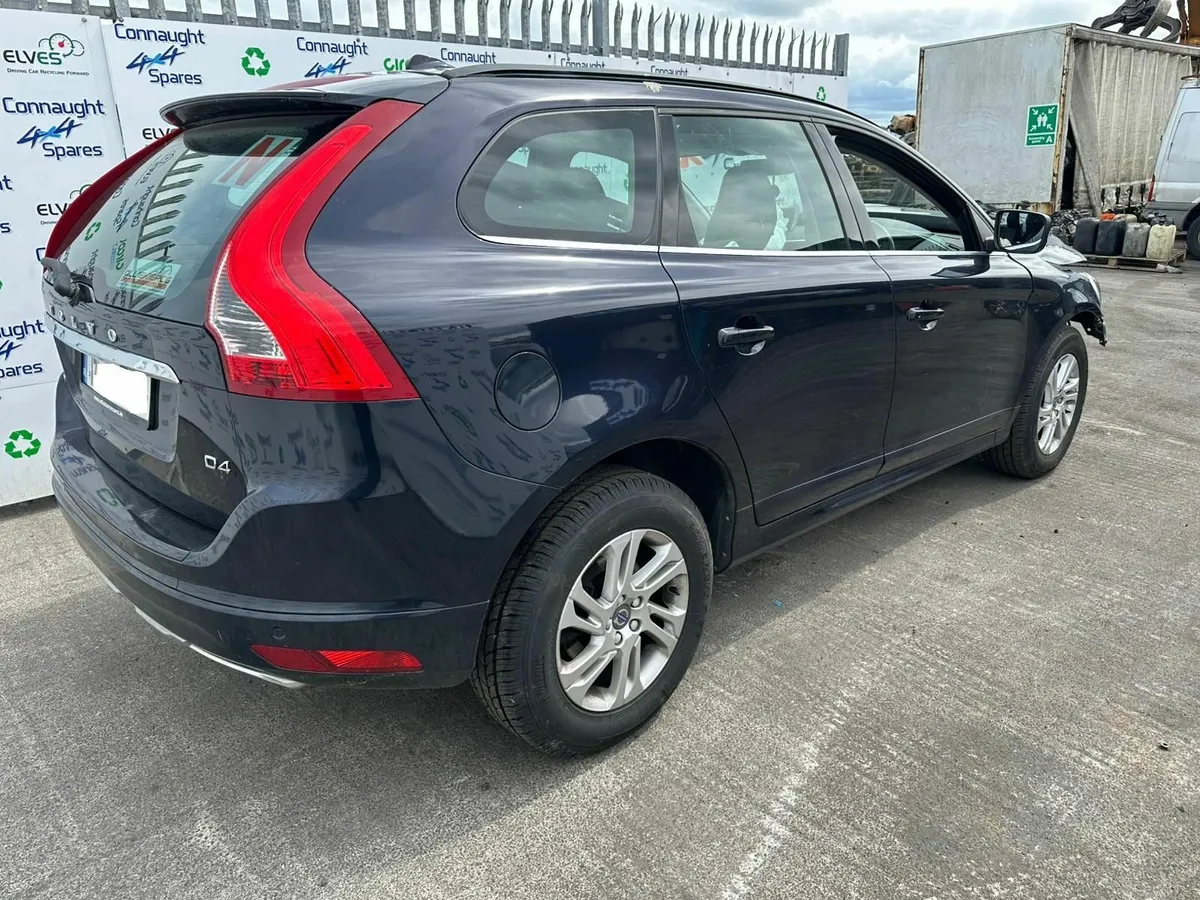 2017 VOLVO XC60 2.0D JUST IN FOR BREAKING - Image 4
