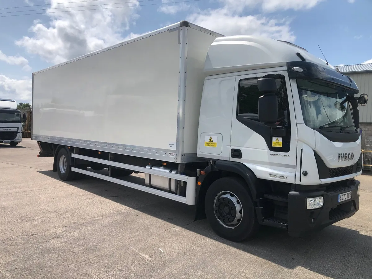 2020 (dec) 18-25 Iveco Eurocargo box lorry - Image 1