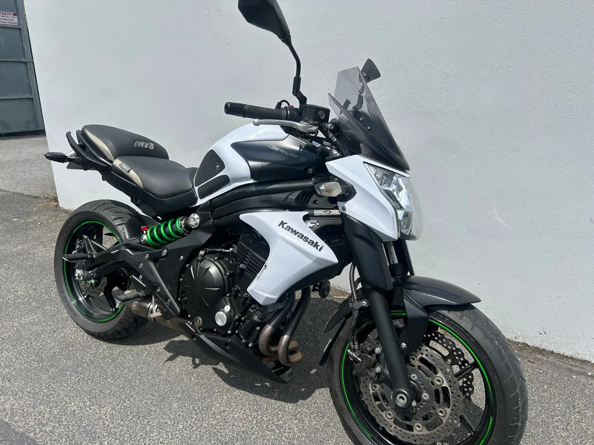 Kawasaki ER6 SUPER BIKE - Image 2