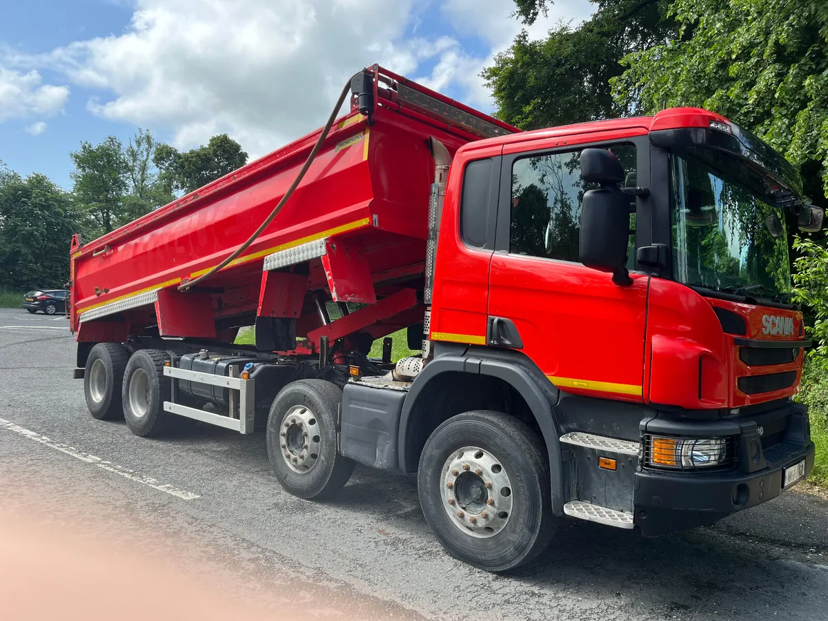 2018 Scania P410 8x4 Tipper. Ref No: 2520 - Image 1