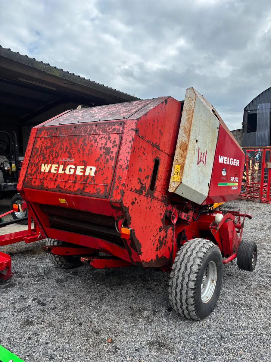 Welger Round Bailer - Image 4