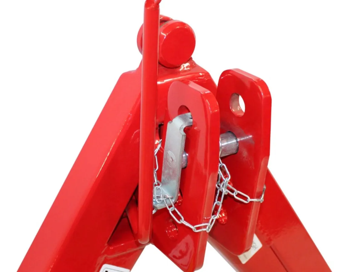 A Frame linkage triangle Cat 2 - Image 3