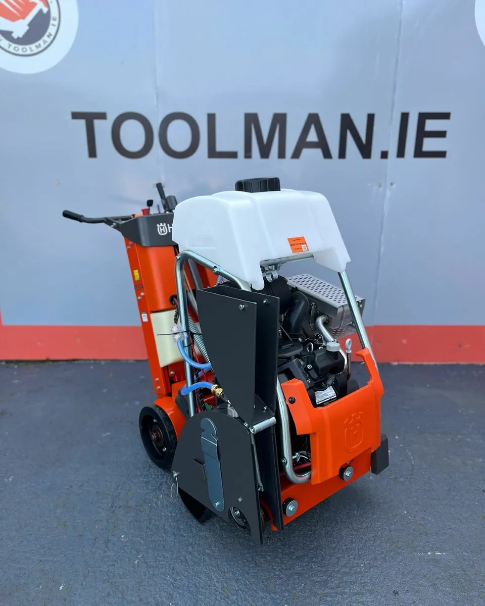 Norton Clipper Road Saw & Consaws - Image 3