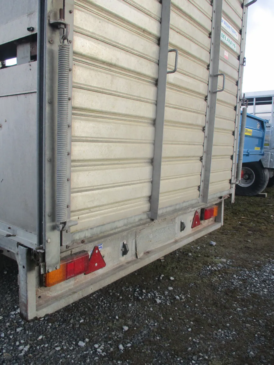 Ivor Williams 12ft livestock trailer - Image 4