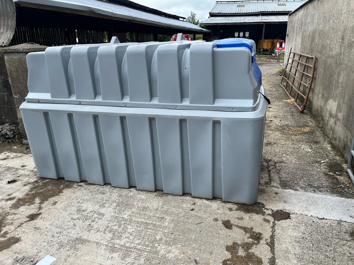 Tuffa bunded tank - Image 1