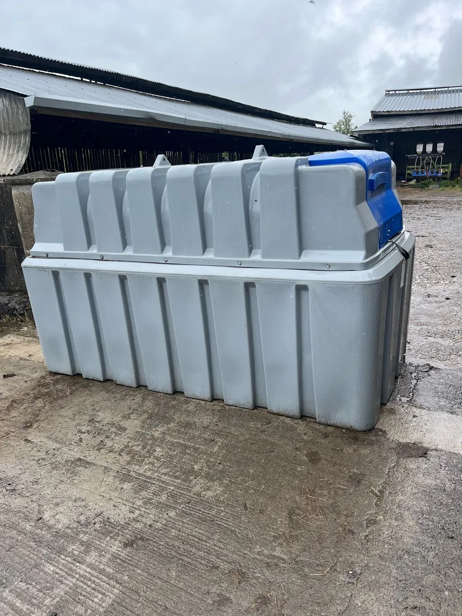 Tuffa bunded tank - Image 3