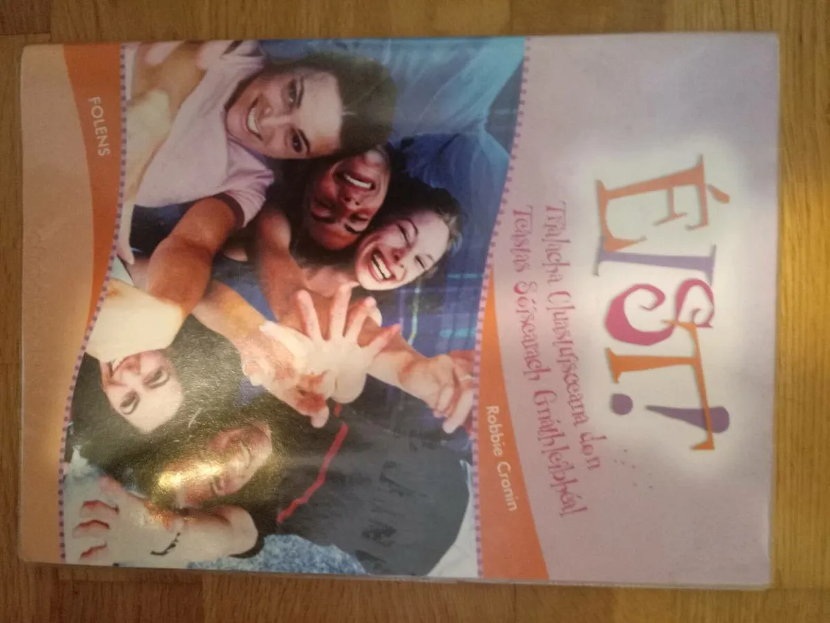 Junior Cert book - Irish - Cinnte - Image 2