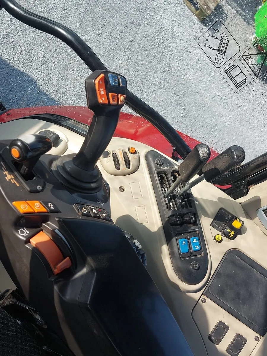 Massey ferguson 7718s Tractor - Image 2