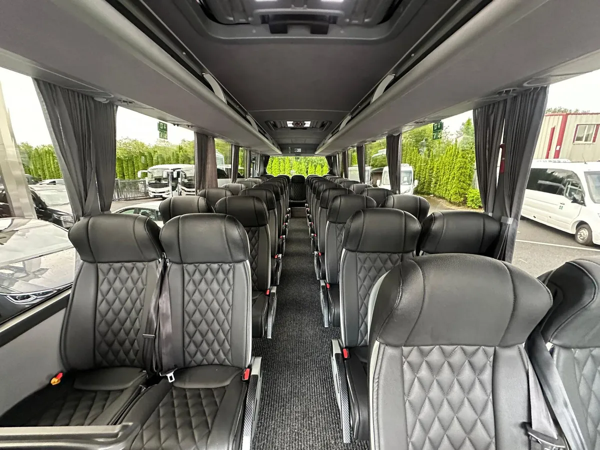 Grand Toro 37 Seats + Driver - Image 4