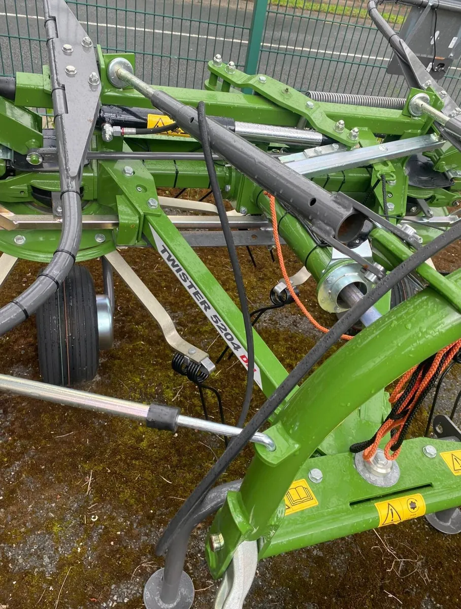 New Fendt Twister 5204 Tedder - €9,750 Inc VAT - Image 2