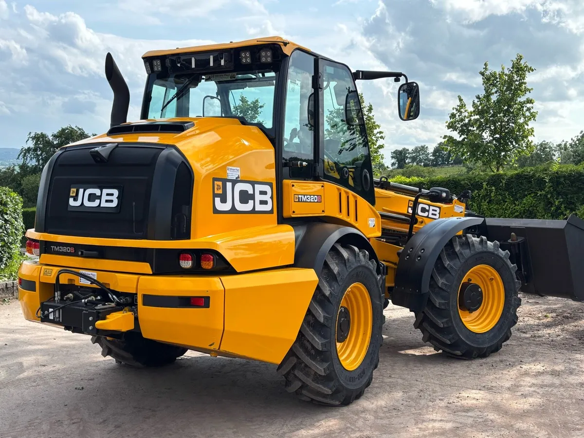 JCB TM 320S Tele/Loader - Image 1