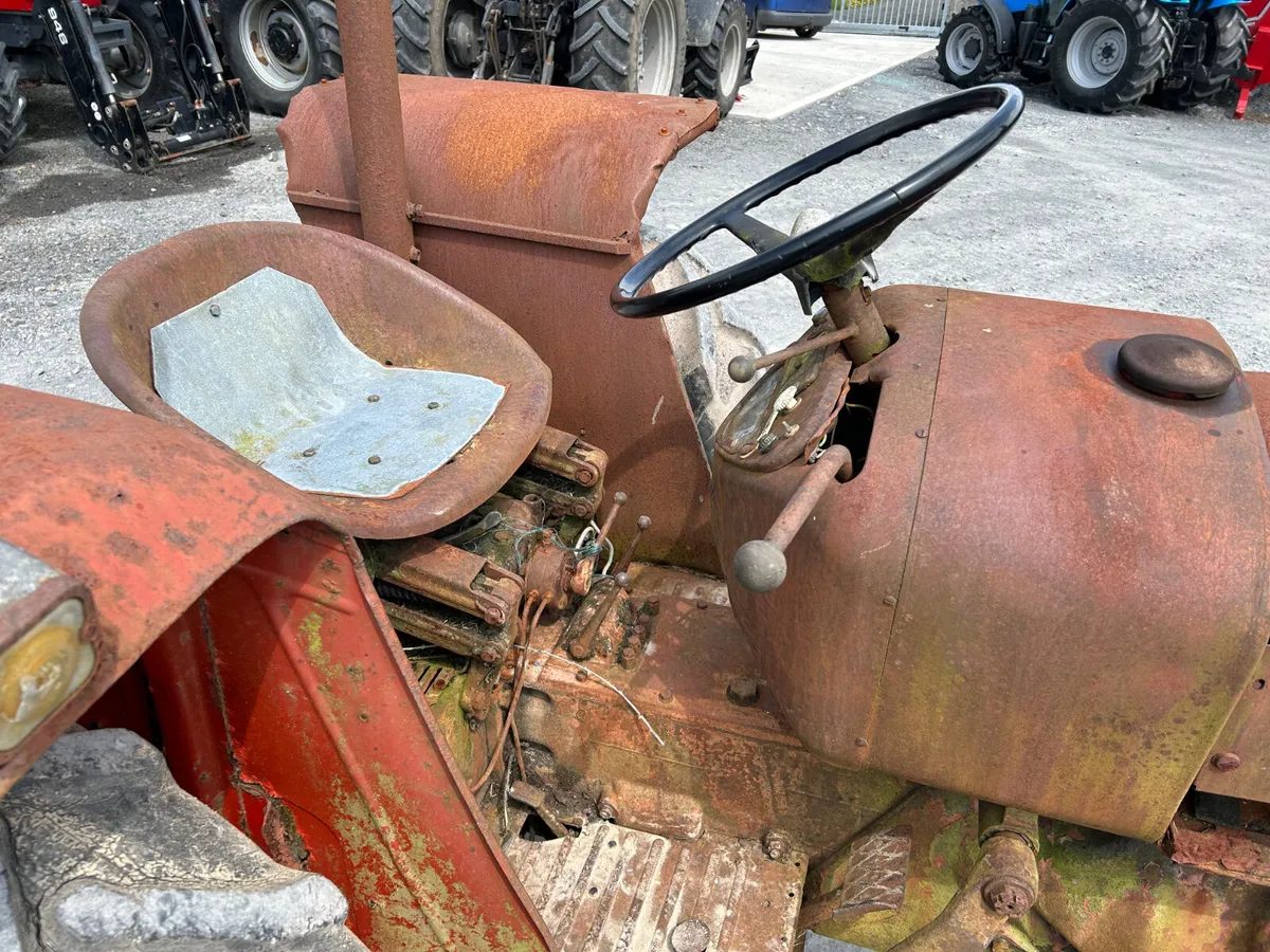 1972 Zetor 3511 2wd - Image 4