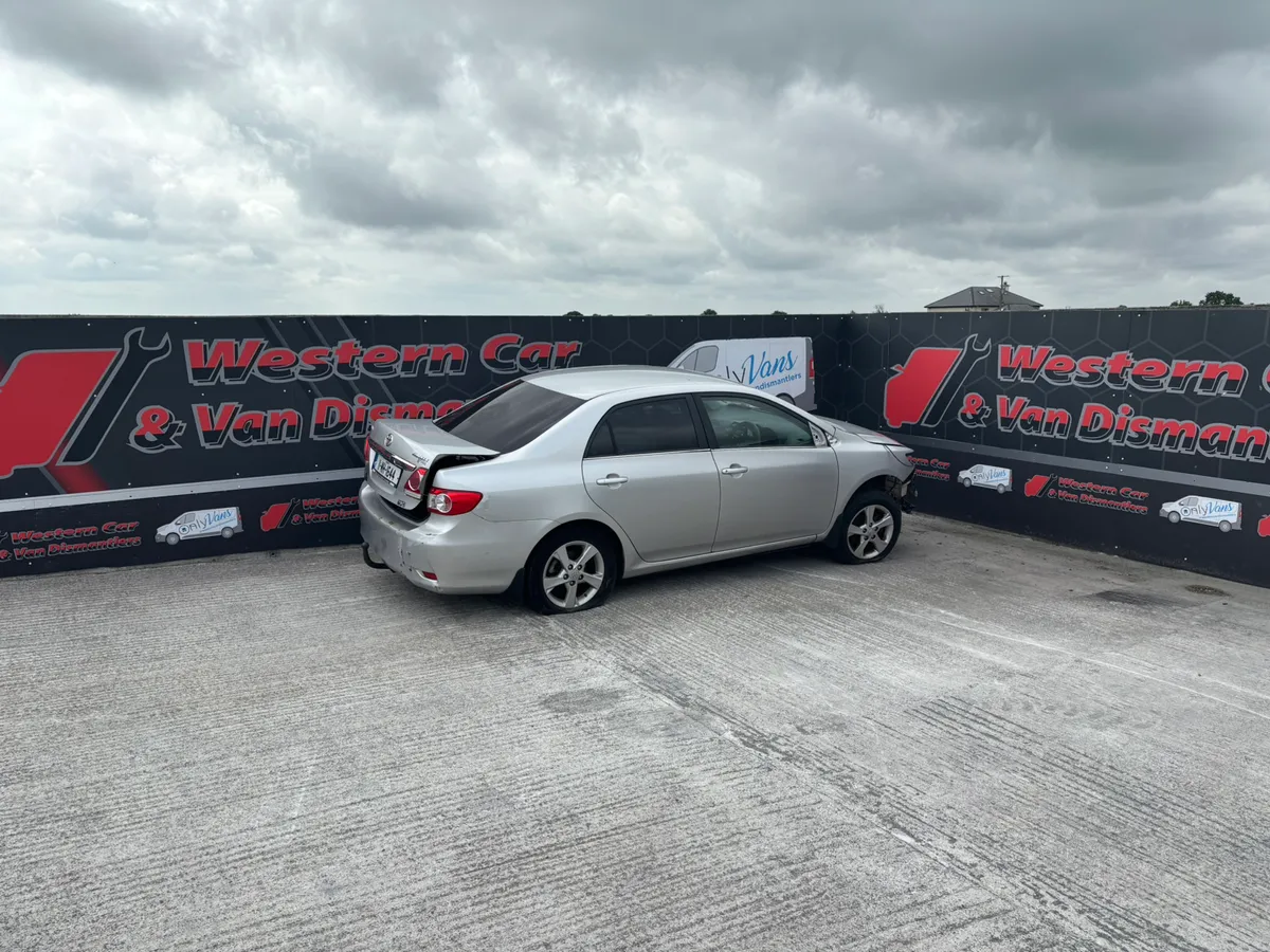 2011 Toyota Corrolla 1.4 d4d for dismantling