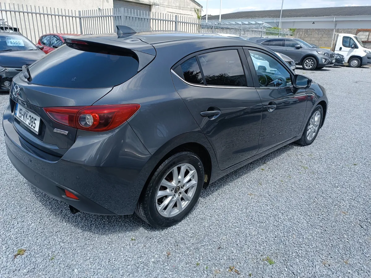 2015 Mazda 3 2.2 skyactiv executive - Image 4