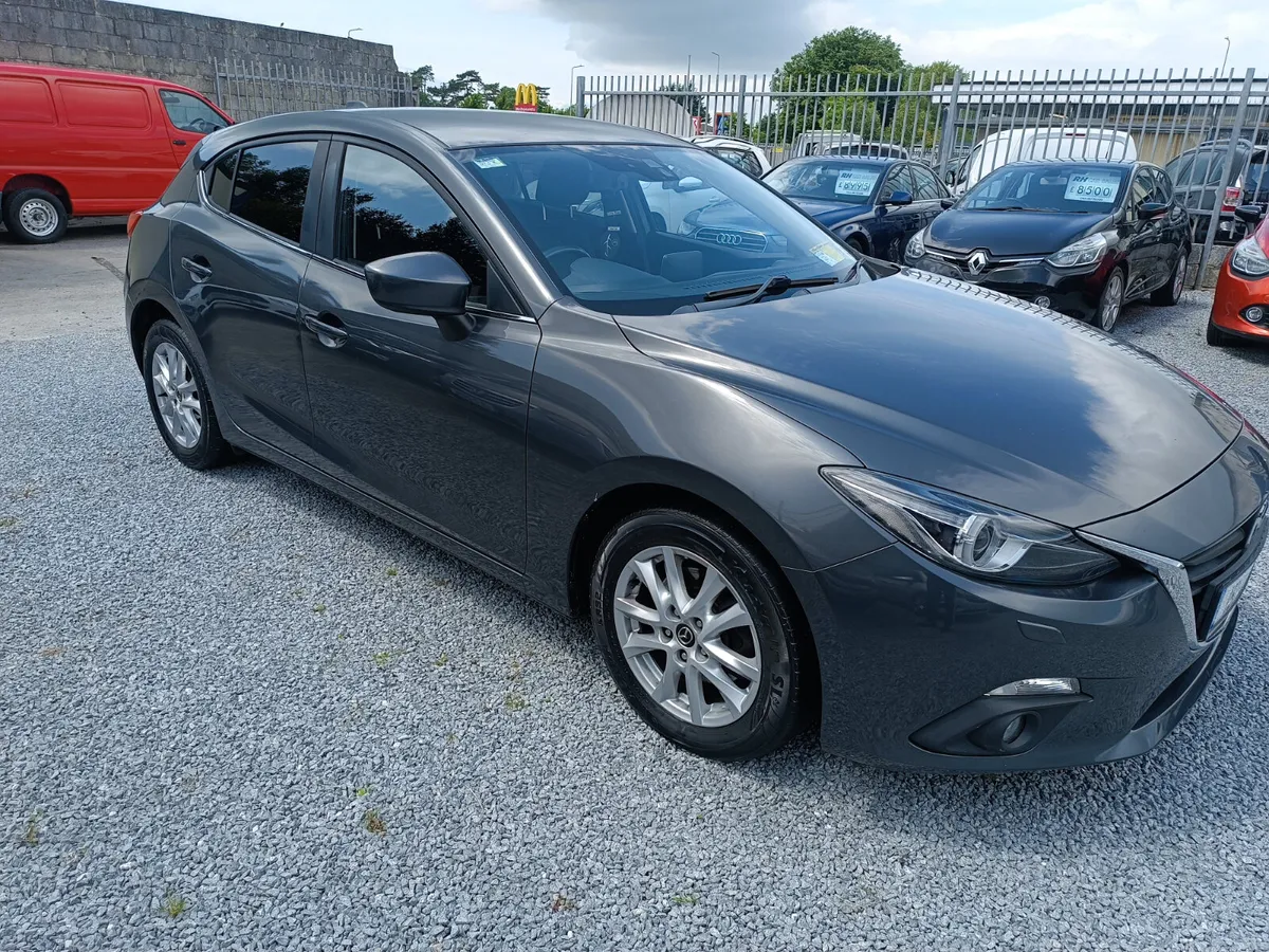 2015 Mazda 3 2.2 skyactiv executive - Image 3