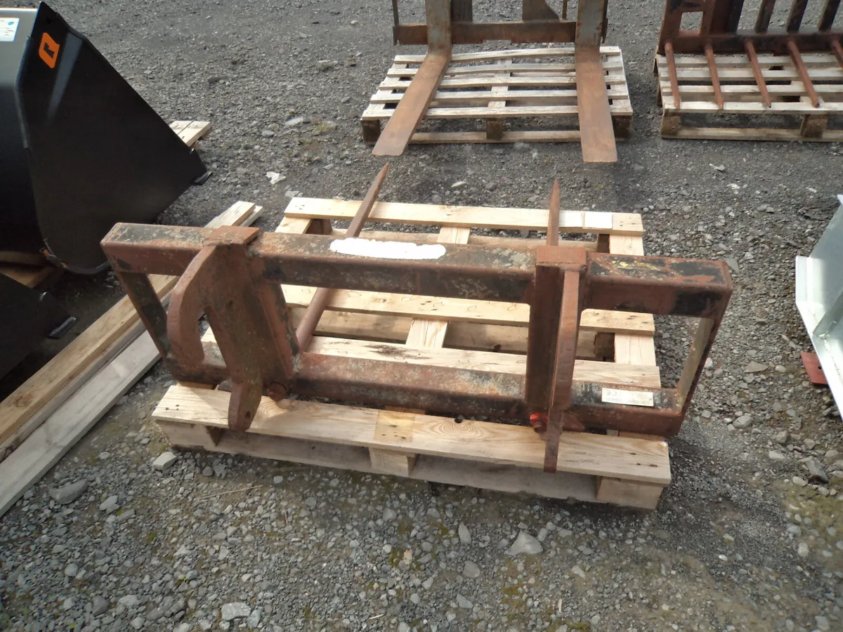 Fleming Front Loader Spike - Image 3