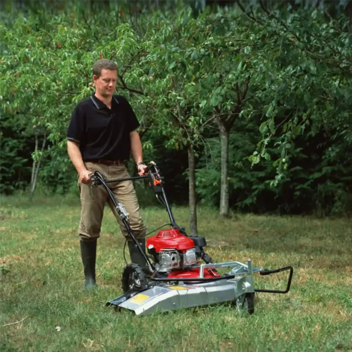 New Honda Long Grass Cutter - Image 1