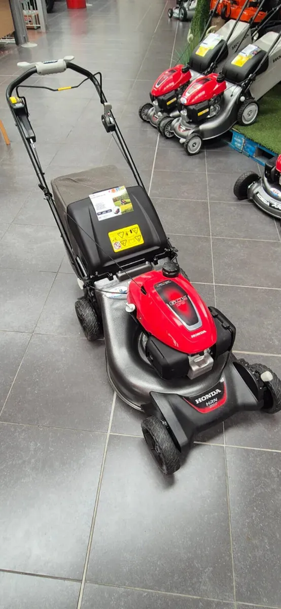 Honda HRN536VYE walk-behind lawnmower - Image 4