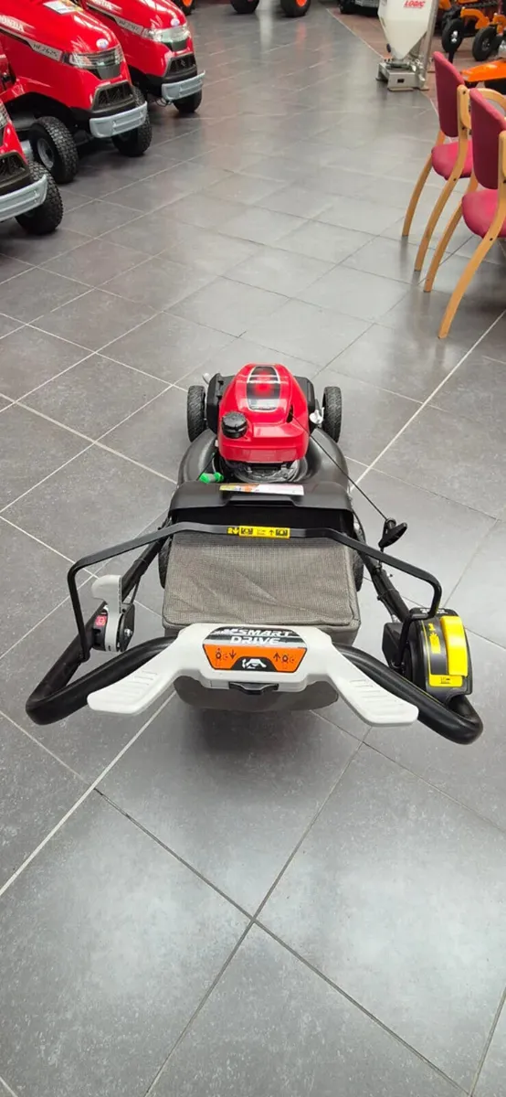 Honda HRN536VYE walk-behind lawnmower - Image 3