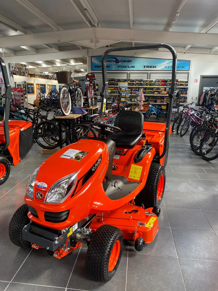New Kubota GR2120 Ride-on Lawnmower - Image 1