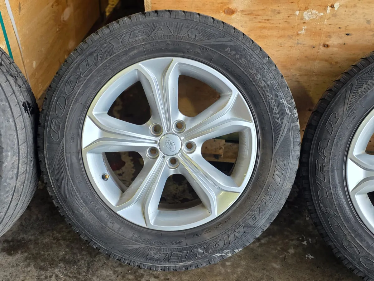 #6 Genuine Landrover/Range Rover Alloys 17" 5X108 - Image 1