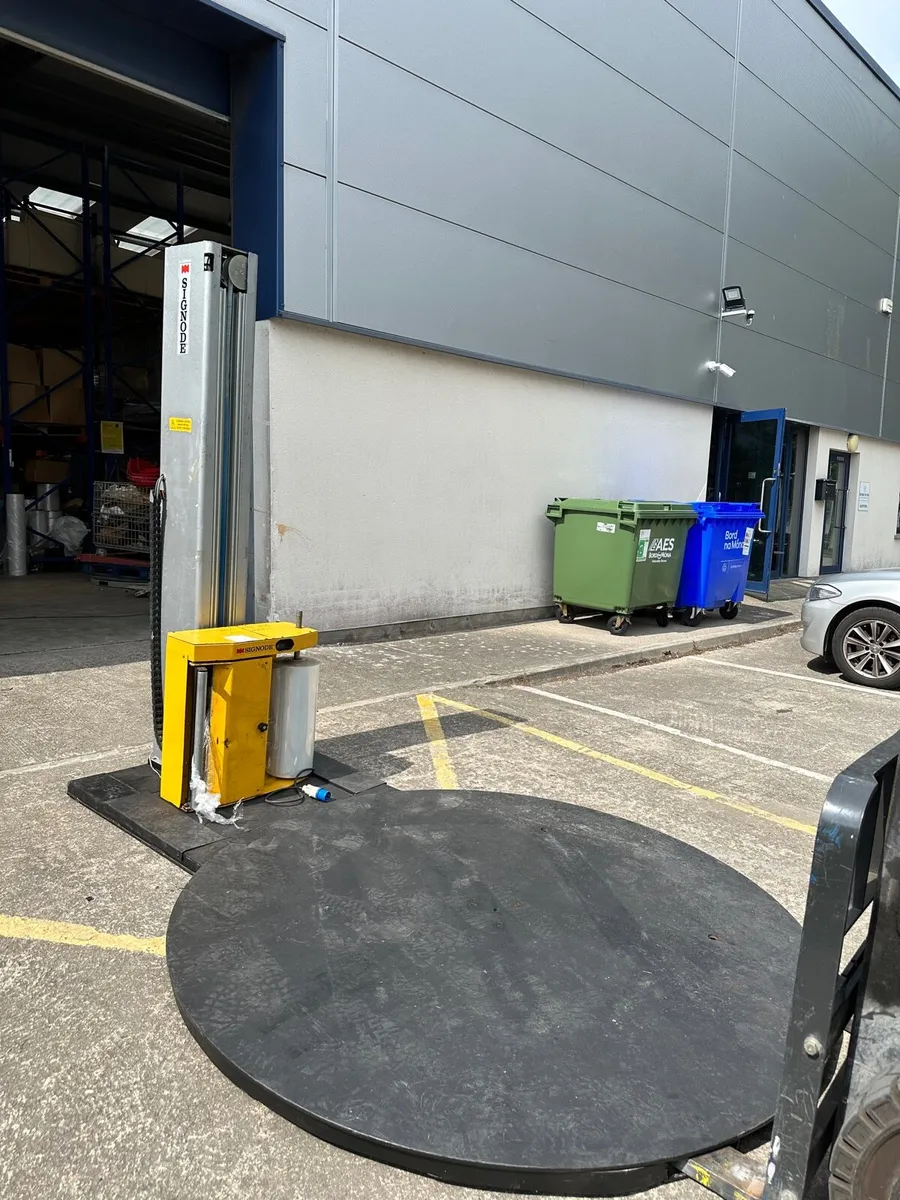 Pallet Wrapper Pallet Wrapping Machine 2T - Image 1