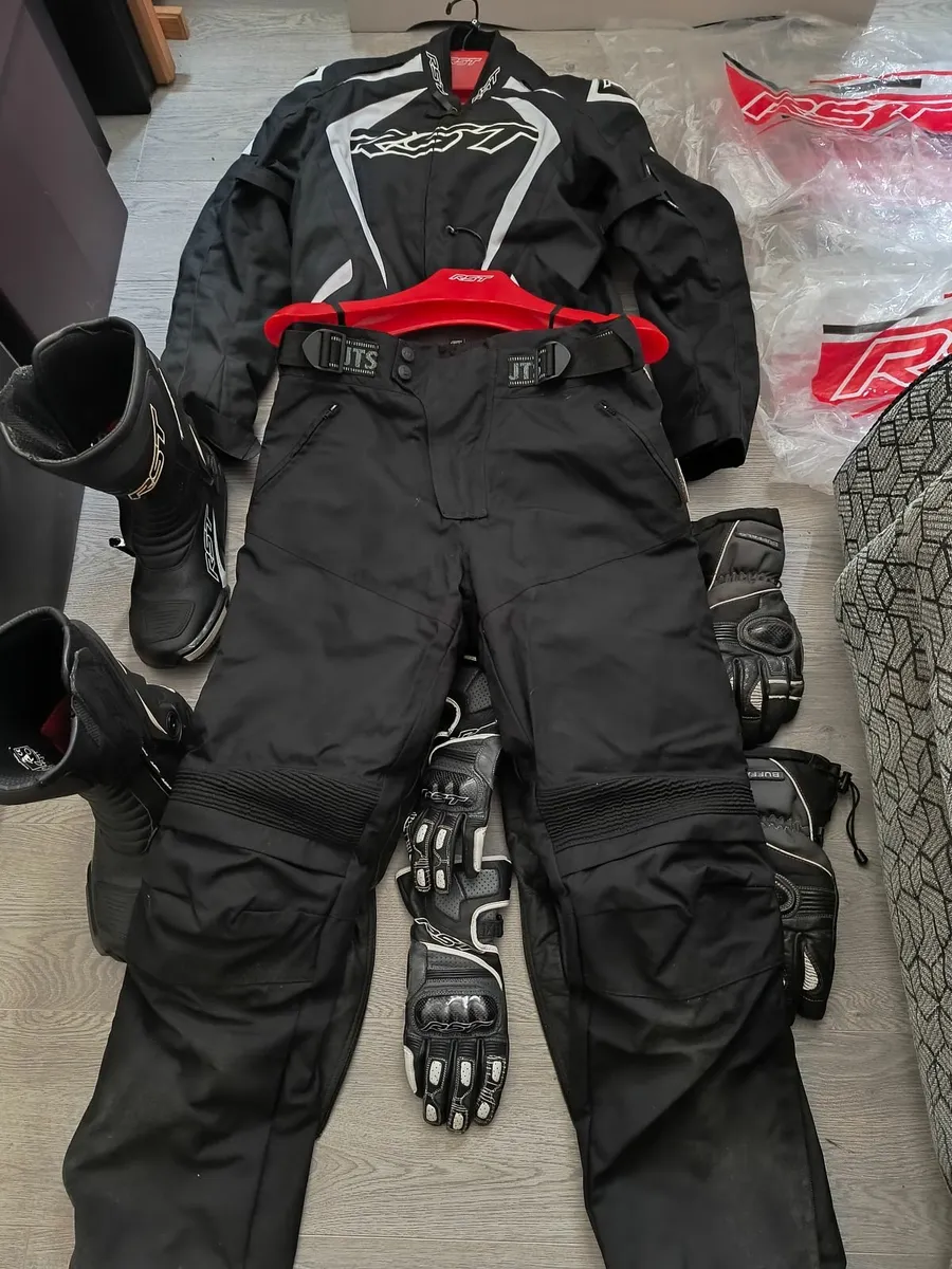 Suzuki GS650L and Gear - Image 4