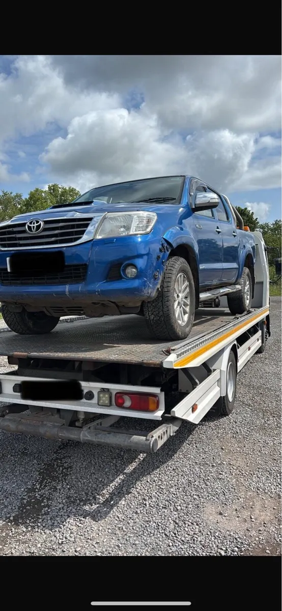 For Breaking Toyota hilux - Image 2