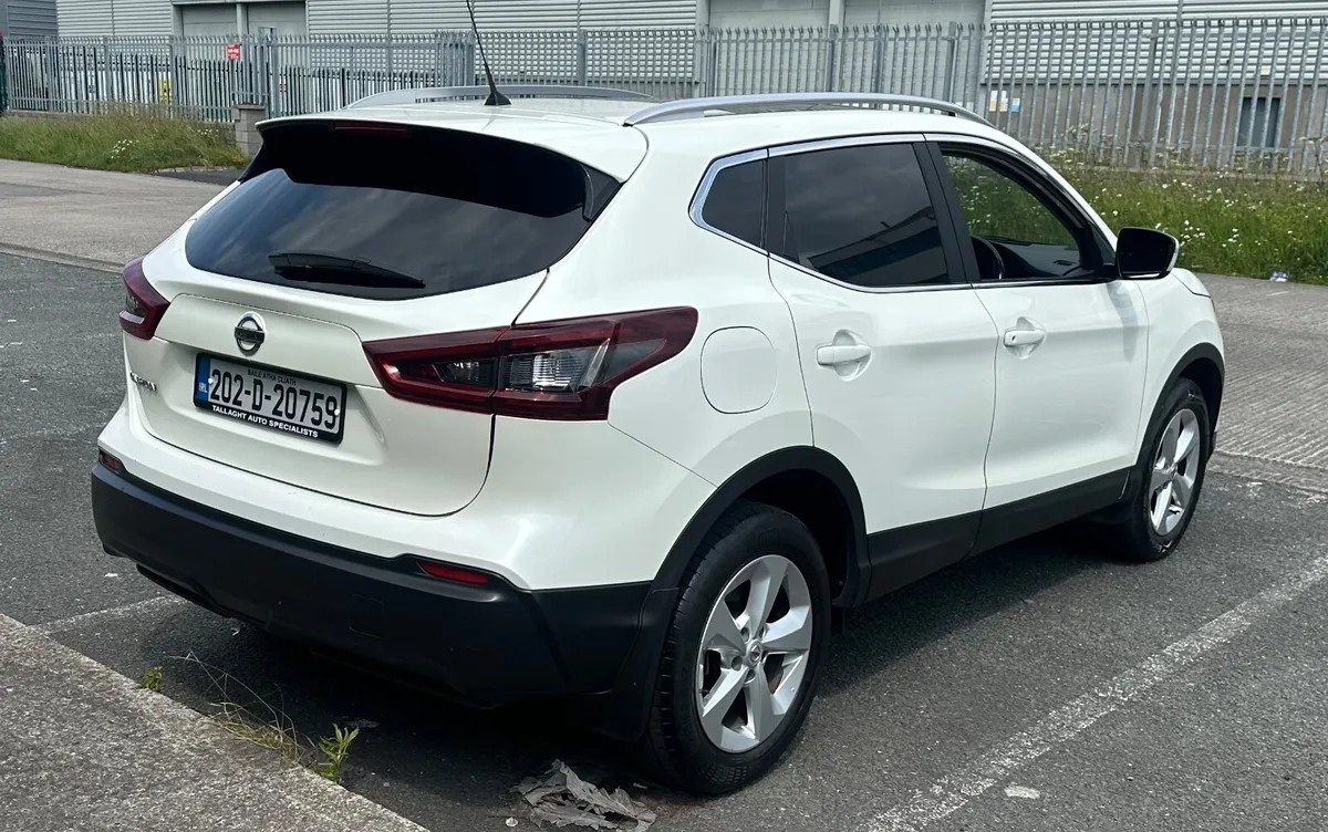 202 Nissan Qashqai 54,000Km High Spec - Image 4