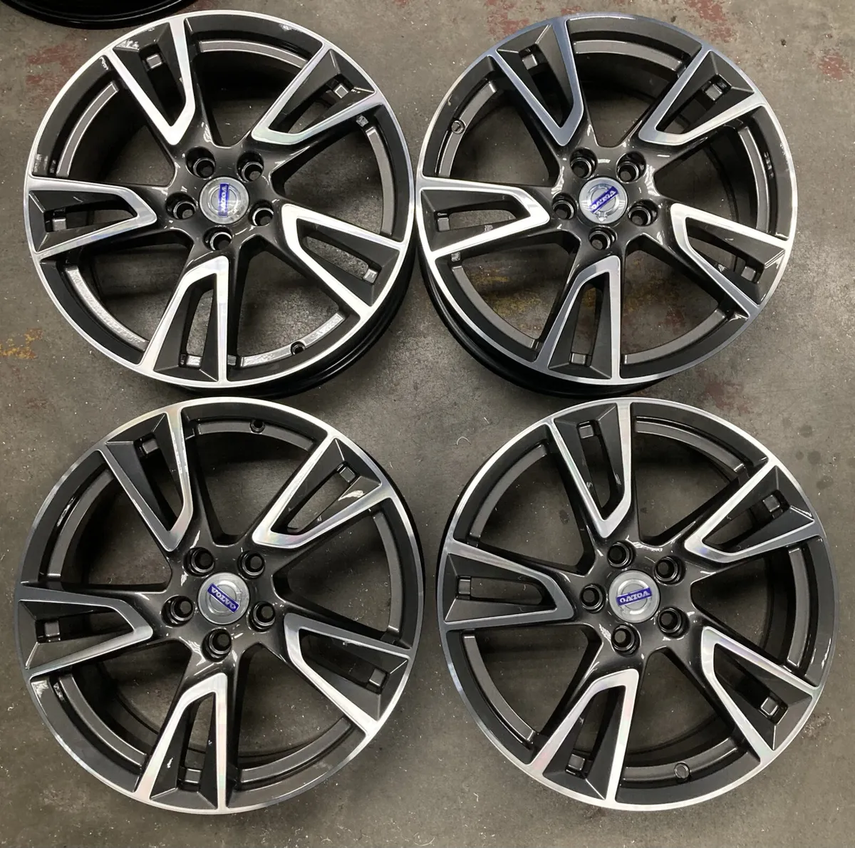 Volvo XC60 18” Alloy wheels