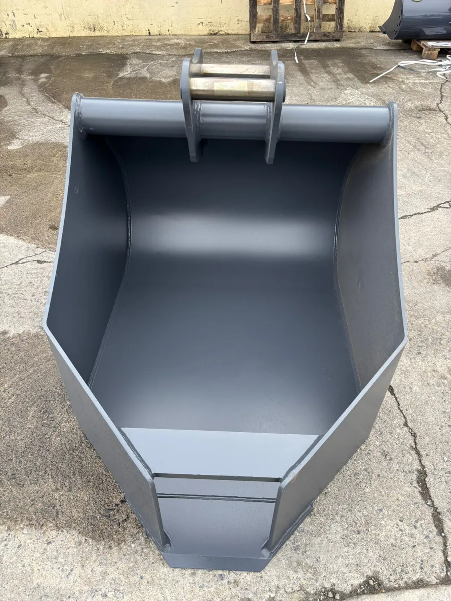 CONCRETE POURING BUCKET 14T - Image 3