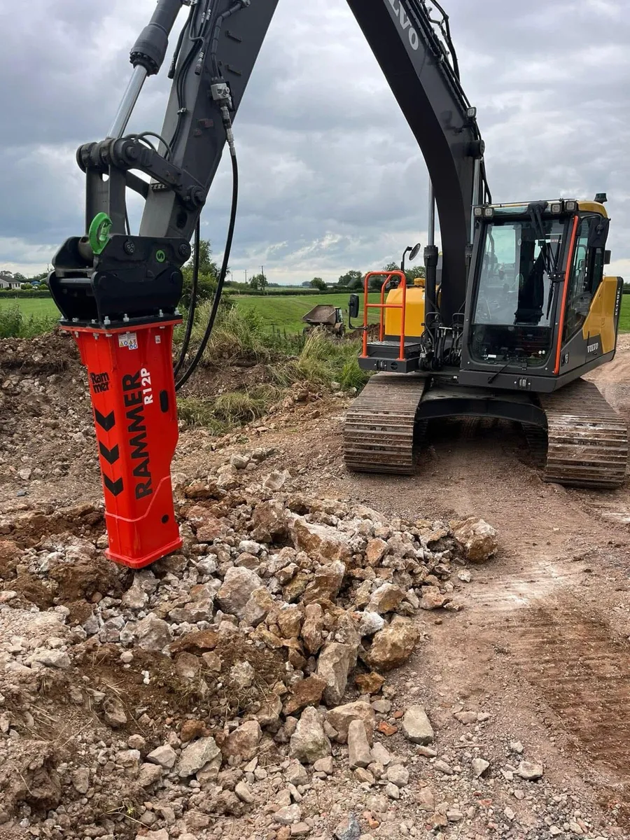 Rammer R12P Hydraulic Hammer/ Breaker for 13/14T - Image 2