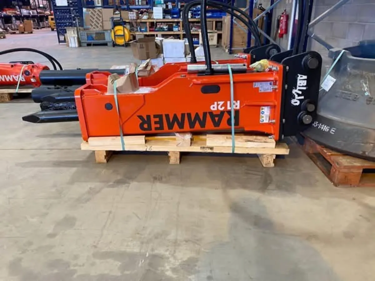 Rammer R12P Hydraulic Hammer/ Breaker for 13/14T - Image 3