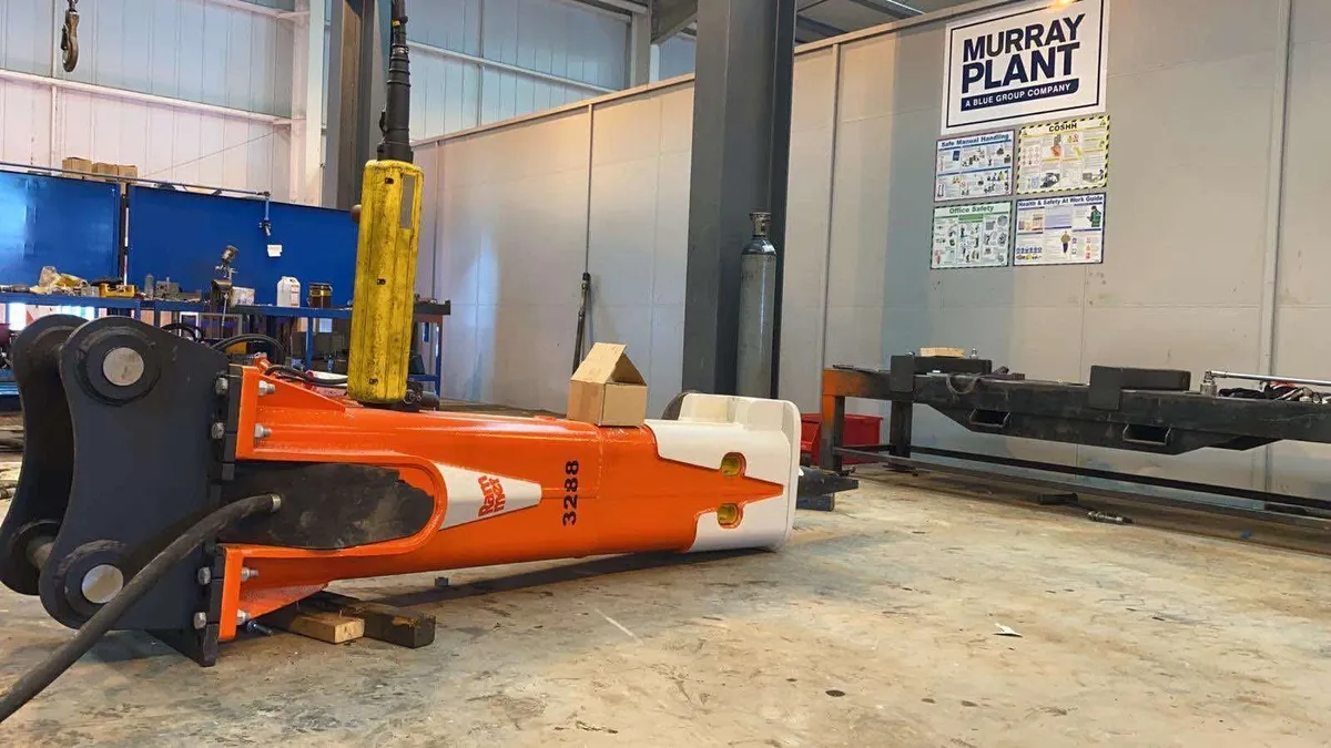 Rammer BR3288 Hydraulic Hammer/ Breaker 28-42T - Image 4