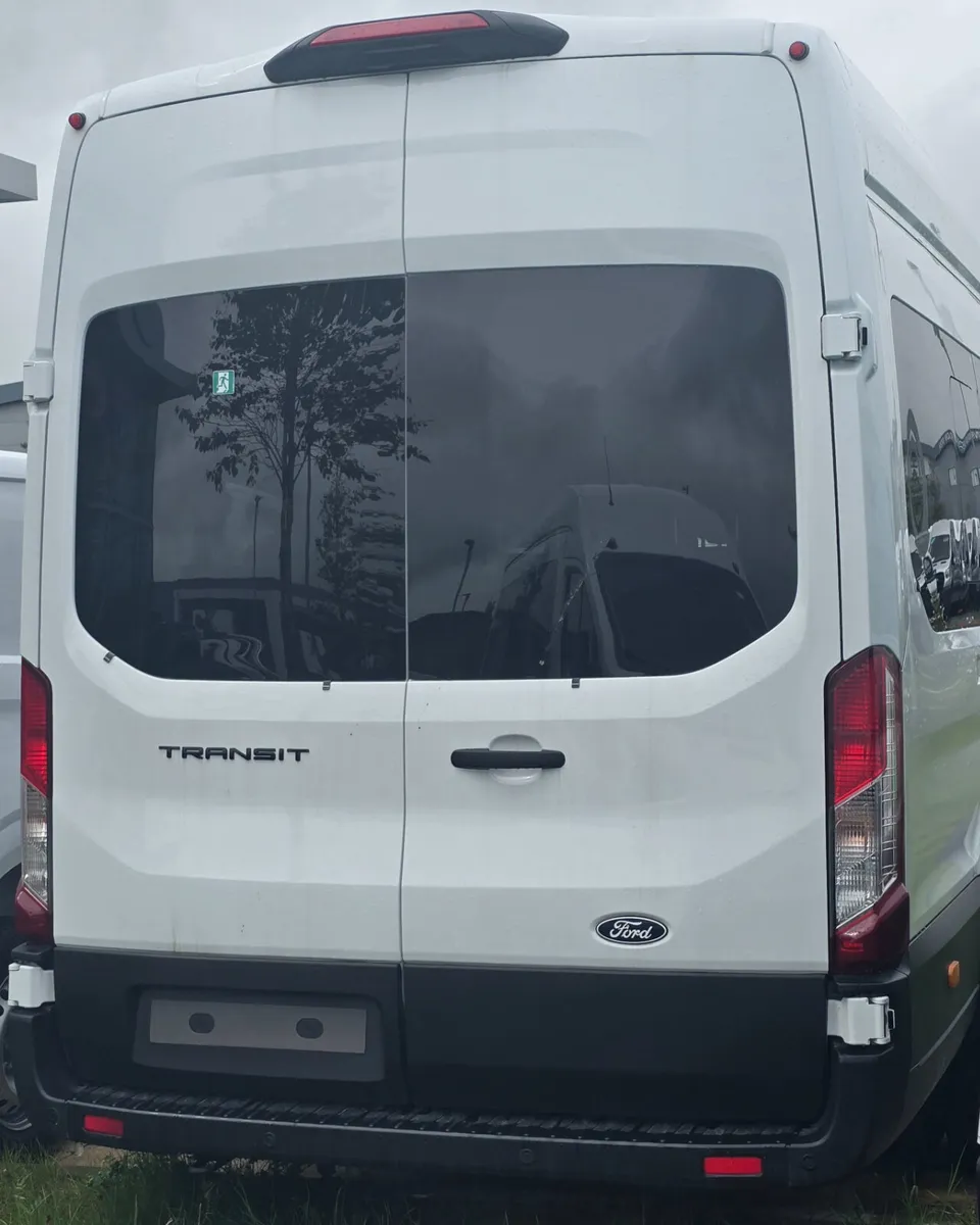 2025 FORD TRANSIT MINI BUS - Image 4